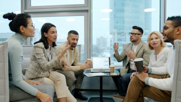 インサイドセールスの離職を防ぐには？定着率を高める育成とマネジメントの仕組み